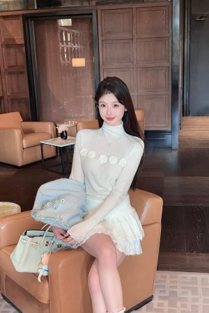 High Waist Slim Fit White Knitted Lace Trim Cake Skirt - Spring Mohair Style for Trendy Women's Fashion
