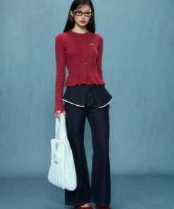 High-Waisted Black Flared Jeans for Women - Slim Fit Casual Pants, Trendy Spring 2025 Style, Flattering 90s-Inspired Look