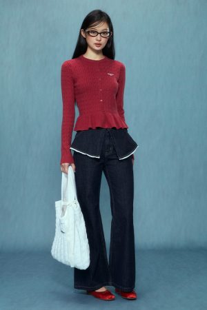High-Waisted Black Flared Jeans for Women - Slim Fit Casual Pants, Trendy Spring 2025 Style, Flattering 90s-Inspired Look