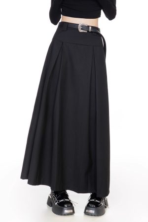 High-Waisted Black Pleated Skirt for Women - A-Line Design, 2025 Spring Fashion, Flattering Drape, Chic & Elegant Style