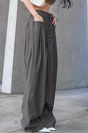 High-Waisted Draped Wide-Leg Pants for Tall Individuals - Minimalist Floor-Length Suit Pants with Pleats and Casual Loose Fit