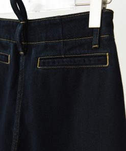 High-Waisted Fleece-Lined Banana Pants with Twisted Seam Design - Tapered Cropped Style for Autumn and Winter Fashion