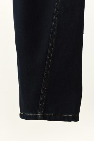 High-Waisted Fleece-Lined Banana Pants with Twisted Seam Design - Tapered Cropped Style for Autumn and Winter Fashion