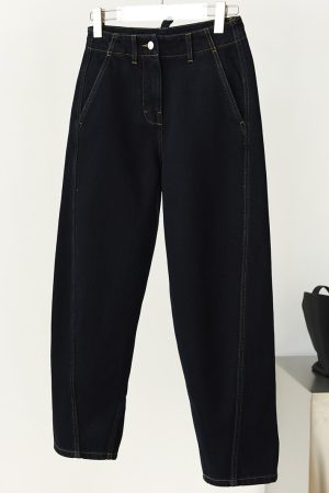 High-Waisted Fleece-Lined Banana Pants with Twisted Seam Design - Tapered Cropped Style for Autumn and Winter Fashion