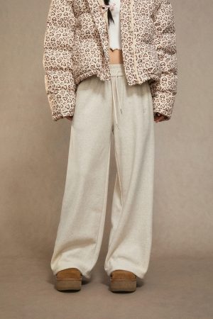 High-Waisted Fleece Wide-Leg Pants for Women - Casual Loose Trousers, Autumn Winter 2025, Cozy Lazy Style