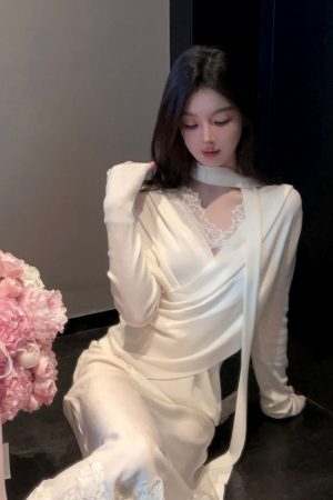 High-Waisted Lace Trim Satin Mermaid Skirt - Elegant White Long Skirt for Winter - Slim Fit Fashion Statement
