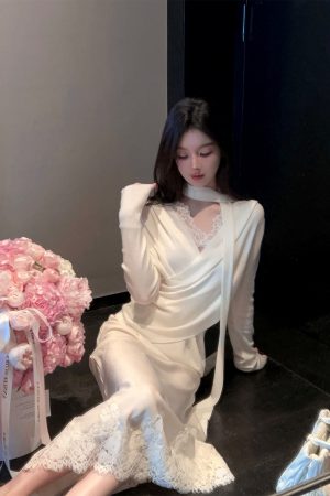 High-Waisted Lace Trim Satin Mermaid Skirt - Elegant White Long Skirt for Winter - Slim Fit Fashion Statement