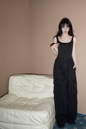 High-Waisted Loose Wide-Leg Work Denim Pants for Women - Heavy-Duty Multi-Pocket Casual Style, Straight Fit, Versatile Fashion