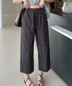 High-Waisted Retro Floral Cropped Pants for Women - Casual Slim-Fit Summer 2025 Style