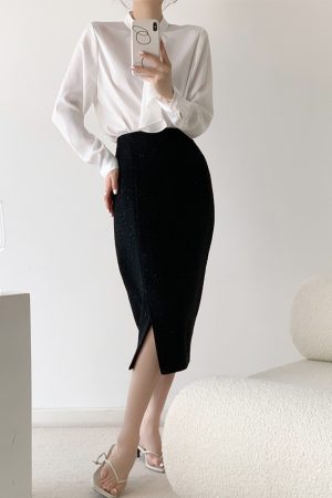 High-Waisted Tweed Pencil Skirt in Sequined Wool - Mid-Length Autumn Style for Commuting