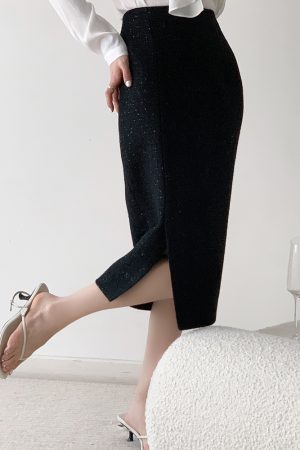 High-Waisted Tweed Pencil Skirt in Sequined Wool - Mid-Length Autumn Style for Commuting
