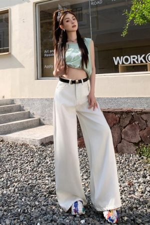High-Waisted Wide-Leg Ankara Red Jeans for Women, American Vintage Style, Slim Straight-Leg Design, Floor-Length Fashion