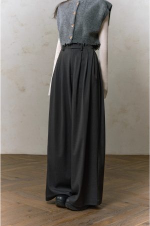 High-Waisted Wide-Leg Draped Suit Pants for Women - Loose and Slimming Floor-Length Trousers, Ideal for Chic 90s Style Outfits