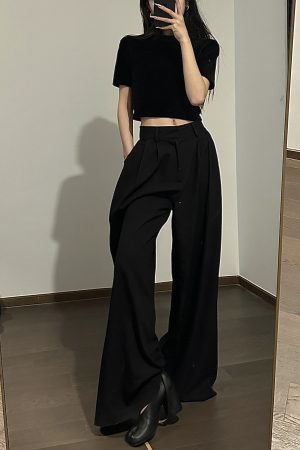 High-Waisted Wide-Leg Draped Suit Pants for Women - Loose and Slimming Floor-Length Trousers, Ideal for Chic 90s Style Outfits