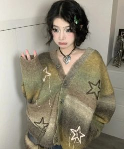 Highschool Outfits Dresscode, Finals Week Outfit Winter - Oversized Cardigan