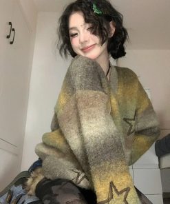 Highschool Outfits Dresscode, Finals Week Outfit Winter - Oversized Cardigan