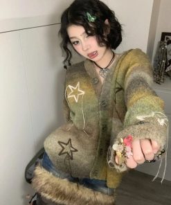 Highschool Outfits Dresscode, Finals Week Outfit Winter - Oversized Cardigan