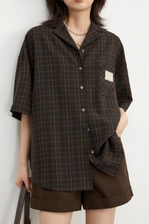 Hijabi Basic Outfit, Hijabi Closet Essentials - Dark Academia V-Neck Plaid Shirt