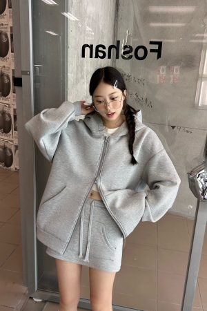 Hooded Zip-Up Sweatshirt Jacket with 800G Air Layer, Loose Fit, Skin-Friendly Fabric, Stylish Half Skirt, Perfect for Y2K and Korean Style