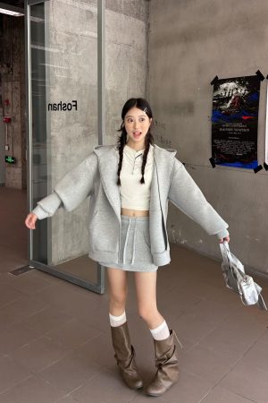 Hooded Zip-Up Sweatshirt Jacket with 800G Air Layer, Loose Fit, Skin-Friendly Fabric, Stylish Half Skirt, Perfect for Y2K and Korean Style