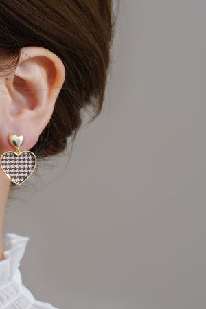 Houndstooth Pattern Ear Studs, Vintage French Gold Heart Drop Earrings, Unique Tea Series Design, 2025 Trend Fashion Jewelry