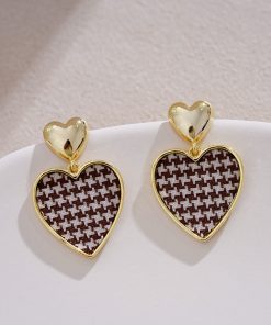 Houndstooth Pattern Ear Studs, Vintage French Gold Heart Drop Earrings, Unique Tea Series Design, 2025 Trend Fashion Jewelry