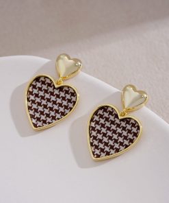 Houndstooth Pattern Ear Studs, Vintage French Gold Heart Drop Earrings, Unique Tea Series Design, 2025 Trend Fashion Jewelry