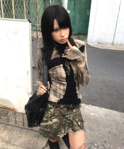 How To Style Red Sweater, Grunge Clothes Girl - Grunge Cross Path Ribbed Top