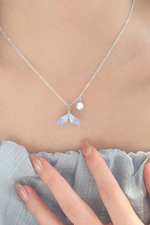 Ice Blue Fish Tail Pearl Necklace for Women - Heart Design Clavicle Chain, Versatile Summer Vacation Accessory 2025