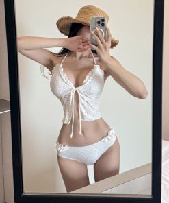 INS-Style Ruffled Bikini Two-Piece Set with Lace Detail, Small Chest Gathering, Tummy-Covering Tie-Up Swimsuit for Vacation