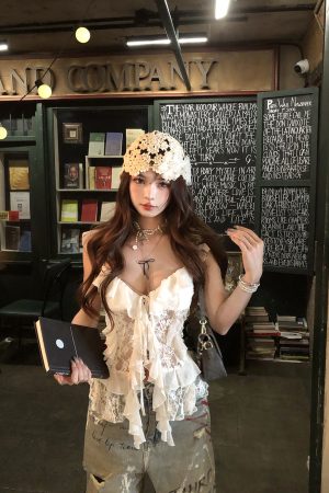 Irregular French Lace Hollow Out Camisole - Women's Summer Slim Fit Top, Romantic Style, Perfect for Y2K and Casual Outings