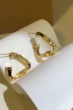 Irregular Hammered Diamond-Studded Earrings for Women - Niche Design Elegant Studs, High-End Fashion Accessories