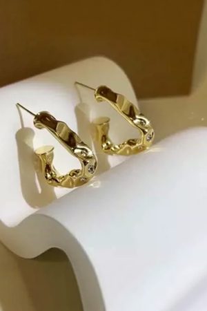 Irregular Hammered Diamond-Studded Earrings for Women - Niche Design Elegant Studs, High-End Fashion Accessories