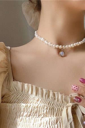 Irregular Pearl Choker Necklace for Women, Summer Baroque Oval Pendant Collar, Light Luxury Clavicle Chain