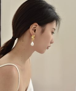 Irregular Pleated Water Droplet Pearl Earrings - Vintage European & American Designer Style for Women