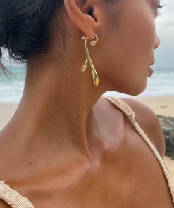 Irregular Rattan Pearl Earrings for Women - Vacation Style Light Luxury Ear Studs with Two Wearing Methods