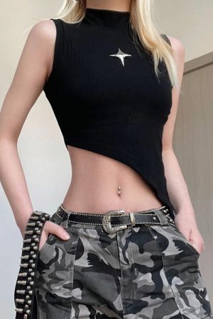 Irregular Slanted Metal Four-Corner Star Decorative Vest for Women - Half High-Neck, Tight-Fitting, Versatile Cropped Top