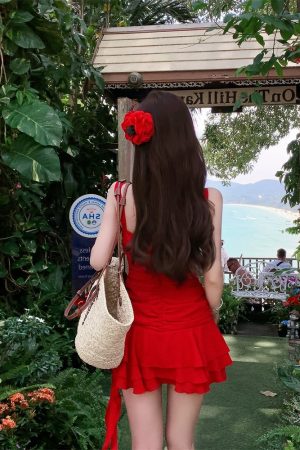 Irregular Strap Dress for Women - Waist-Cinching, Elegant Ruffle Hem, Sexy Short Skirt for Beach Vacation, Perfect for Autumn and Summer