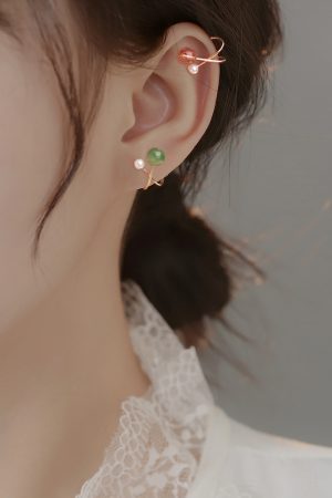 Jade Strawberry Crystal Pearl Ear Cuffs, High-End No-Hole Clip Earrings, Unique Jade Stone Accessories for Women