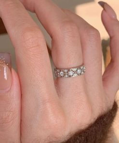 Japanese and Korean Style Lace Hollow Five-Petal Flower Ring for Women - Adjustable, Simple, Versatile, Sweet Design