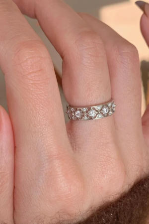 Japanese and Korean Style Lace Hollow Five-Petal Flower Ring for Women - Adjustable, Simple, Versatile, Sweet Design