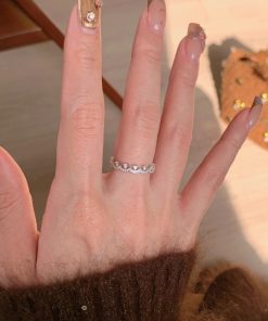 Japanese and Korean Style Lace Hollow Five-Petal Flower Ring for Women - Adjustable, Simple, Versatile, Sweet Design