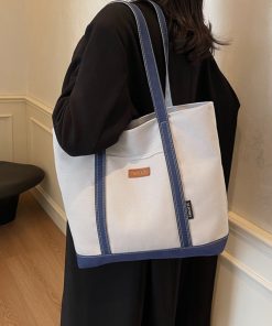 Japanese Harajuku Large-Capacity Canvas Tote Bag for Women, 2025 Simple Design for College, Class, and Commuting