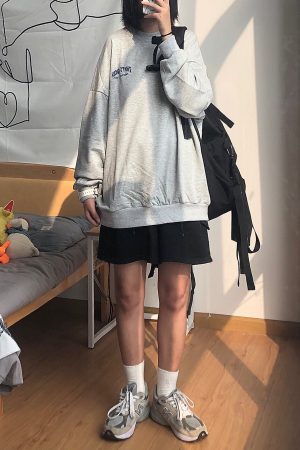 Japanese Retro Loose Round Neck Oversized Sweatshirt - Childlike Unisex Style, Cozy Terry Fabric, Perfect for Casual 90s Inspired Looks