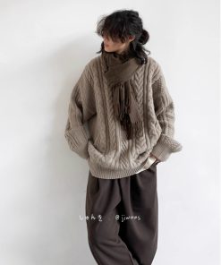 Japanese Retro Solid Color Twisted Round Neck Pullover Sweater for Couples - Unisex Winter College Style Loose Knit Top