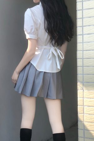 Japanese-Style Pudding Bear JK Shirt with Waist-Cinching Design, Short-Sleeved Puff Sleeve Top for Summer Fashion