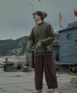 Japanese-Style Retro Half-High Collar Fleece Sweatshirt for Men & Women - Solid Color Basic Casual Pullover Top for Autumn & Winter