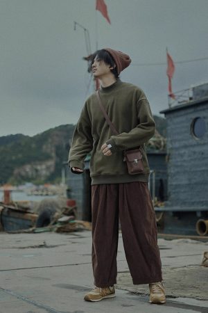 Japanese-Style Retro Half-High Collar Fleece Sweatshirt for Men & Women - Solid Color Basic Casual Pullover Top for Autumn & Winter