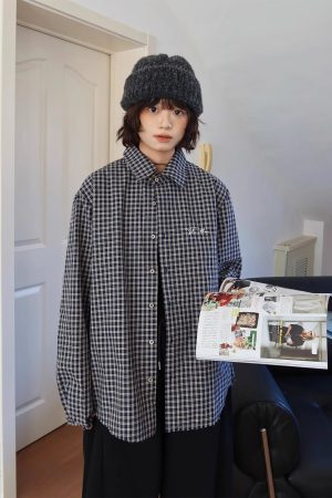 Japanese-Style Retro Loose-Fit Fine Check Long Sleeve Shirt for Men & Women, Casual Versatile Couple's Jacket for Spring & Autumn