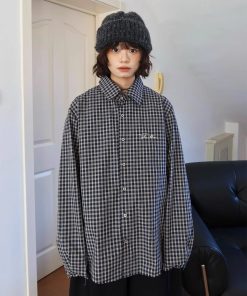 Japanese-Style Retro Loose-Fit Fine Check Long Sleeve Shirt for Men & Women, Casual Versatile Couple's Jacket for Spring & Autumn